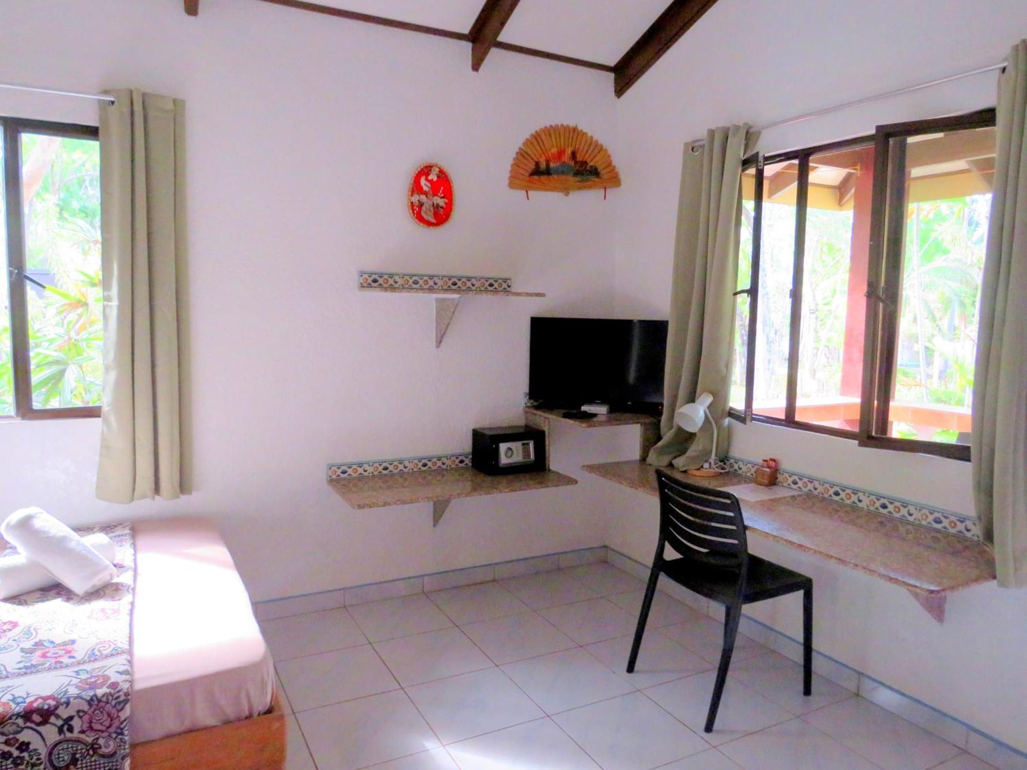 Alonaland Resort Panglao-stad Buitenkant foto