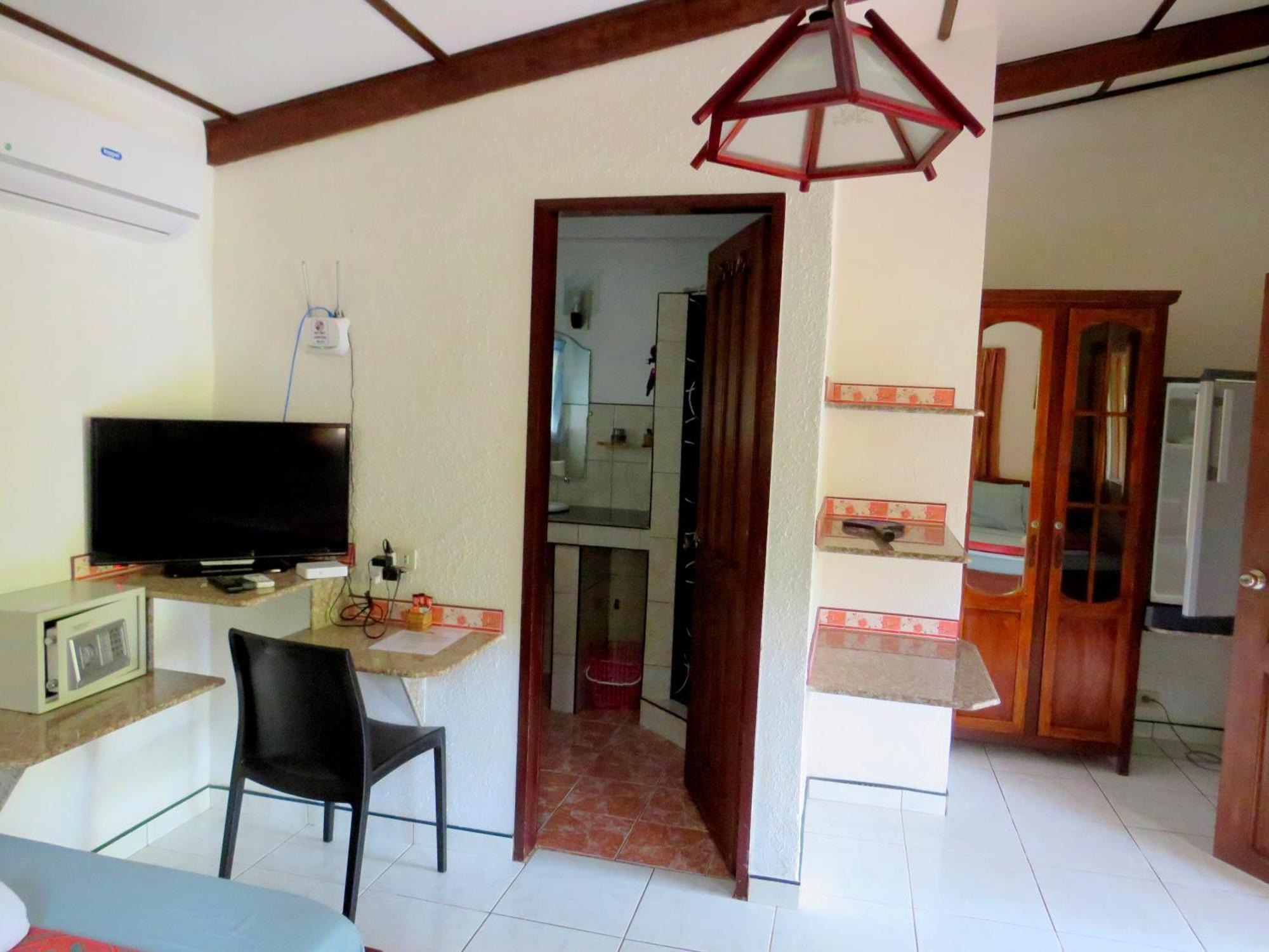 Alonaland Resort Panglao-stad Buitenkant foto